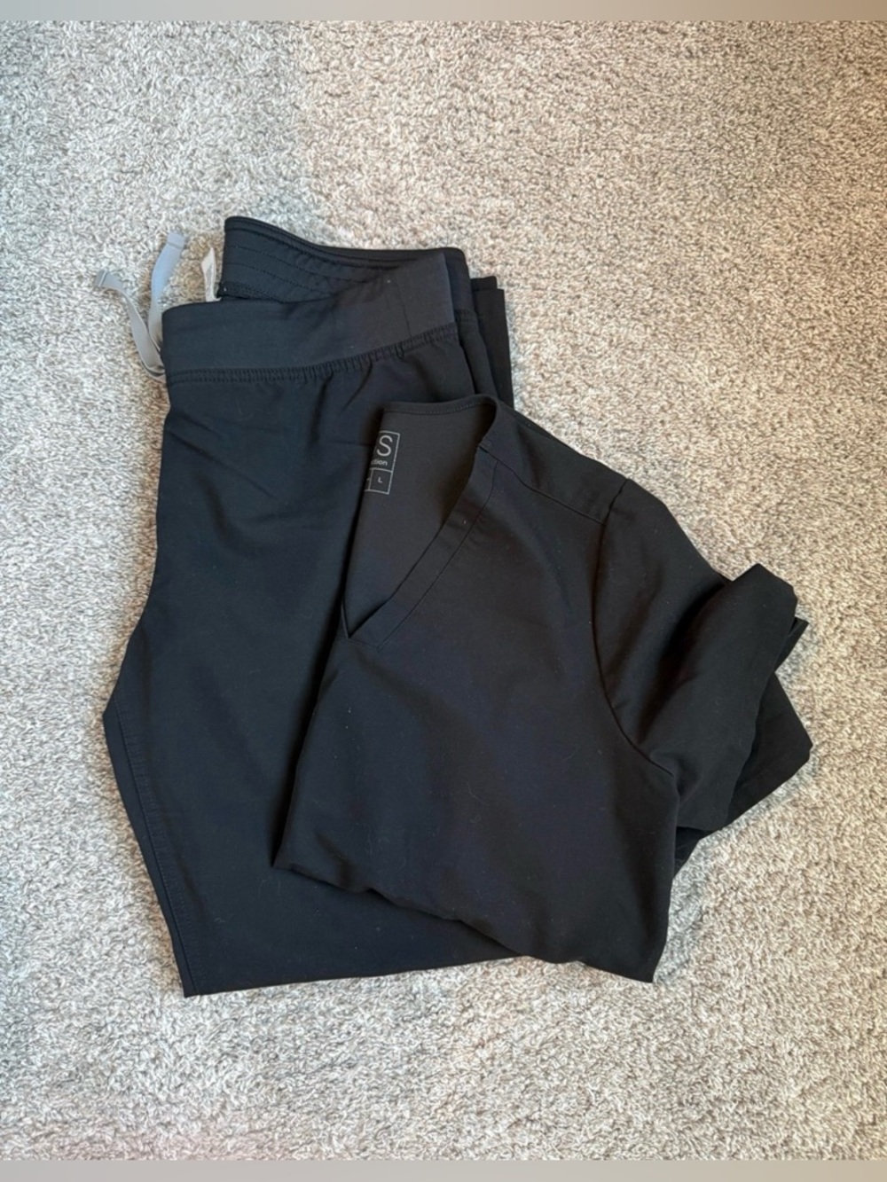 FIGS Scrubs Black